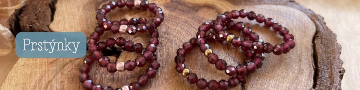 Náhrdelníky z říčních perel